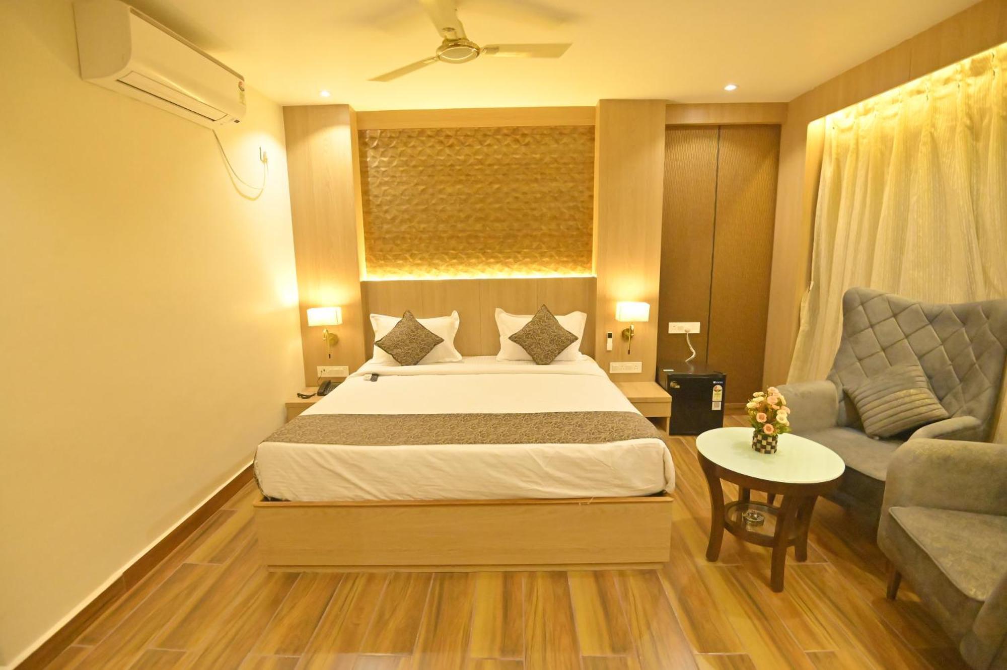 Hotel Jk Palace Allāhābād Junction Buitenkant foto