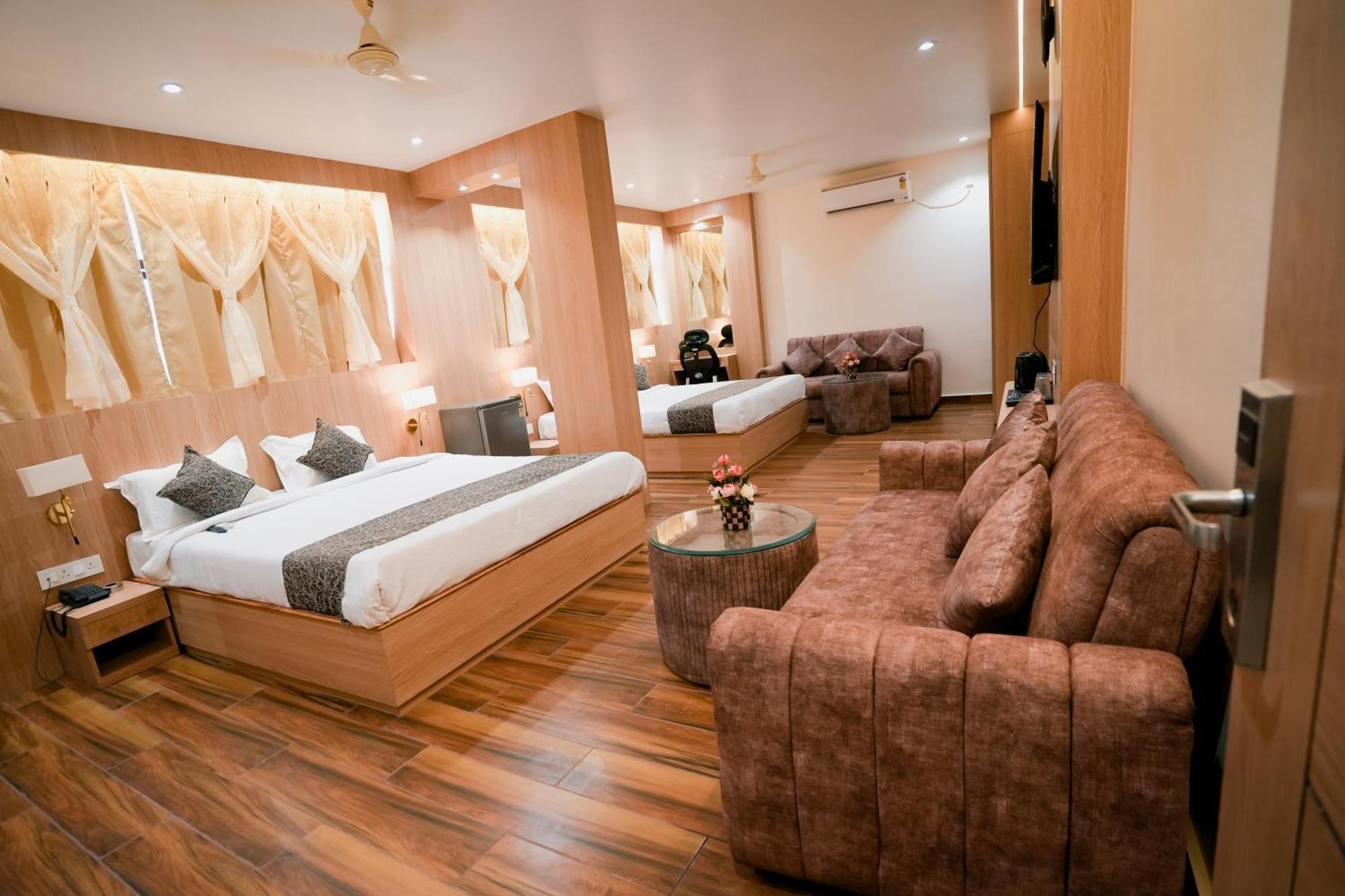 Hotel Jk Palace Allāhābād Junction Buitenkant foto
